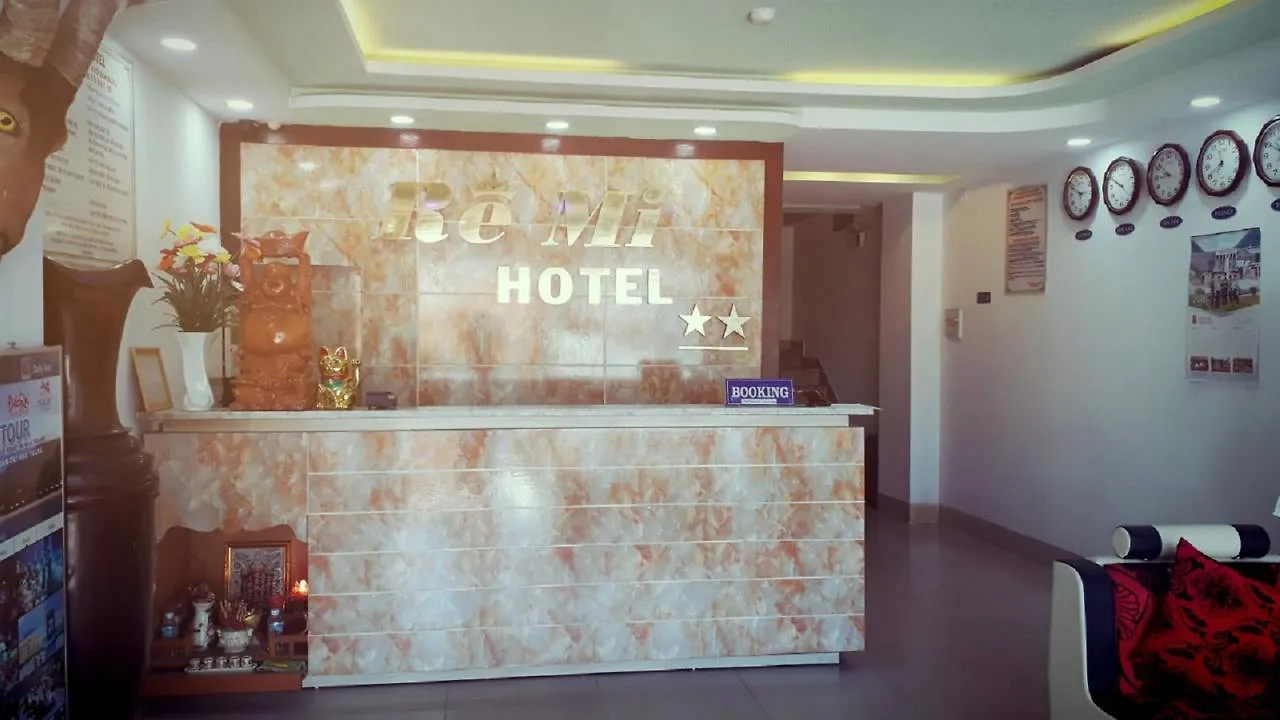 Remi Hotel Нячанг